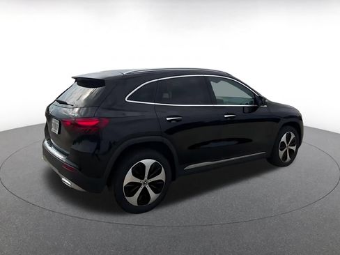 Used 2025 Mercedes-Benz GLA 250 4MATIC image 15