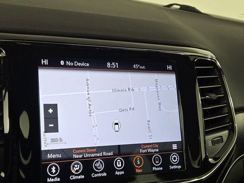 Used 2021 Jeep Grand Cherokee Limited w/ Sun & Sound Group image 17