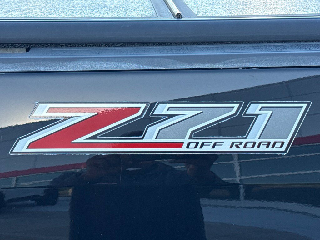 Used 2016 Chevrolet Colorado Z71 AWD/4WD image 11