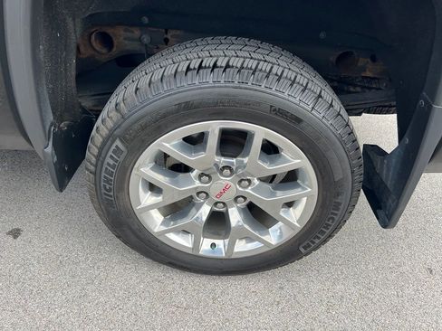 Used 2015 GMC Sierra 1500 SLT w/ SLT Crew Cab Value Package AWD/4WD image 13