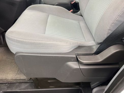 Used 2017 Ford Transit 350 XLT image 18