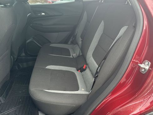 Used 2025 Chevrolet TrailBlazer LS w/ LS Convenience Package image 11