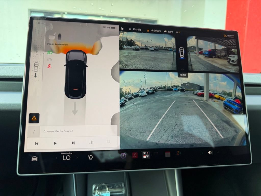 Used 2026 Tesla Model Y AWD image 17