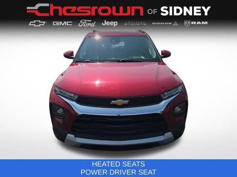 Used 2021 Chevrolet TrailBlazer LT w/ Convenience Package FWD image 2