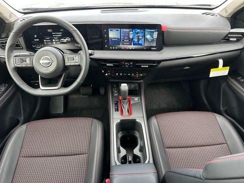 New 2026 Nissan Kicks SR w/ Illumination Package image 16