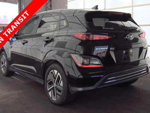 Used 2023 Hyundai Kona SE FWD image 5
