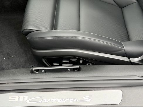 Certified 2025 Porsche 911 Carrera S image 22