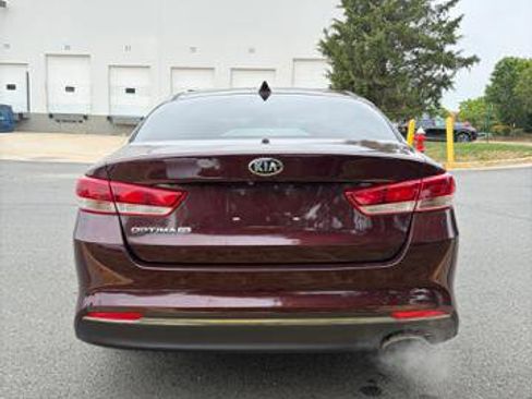 Used 2018 Kia Optima LX FWD image 5