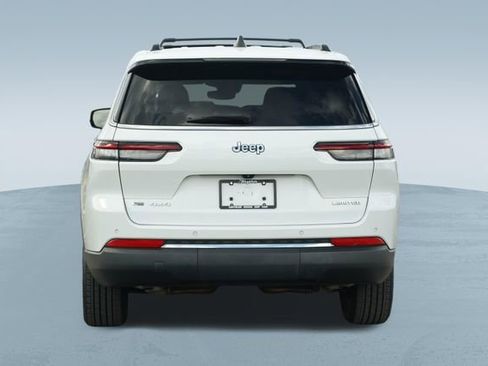 Used 2022 Jeep Grand Cherokee L Limited image 8