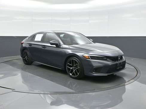 Used 2024 Honda Civic Sport Touring image 1