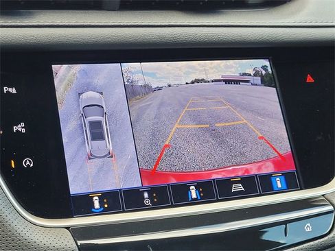 Used 2024 Cadillac XT5 Premium Luxury w/ Technology Package image 17