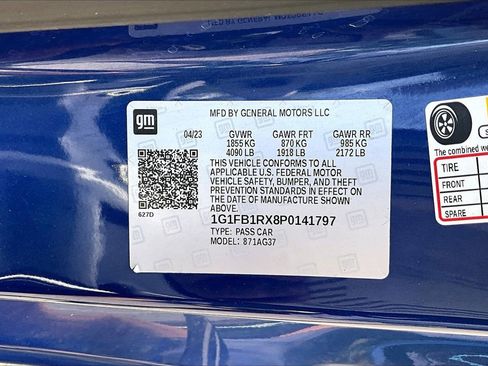 Used 2023 Chevrolet Camaro LT RWD image 15
