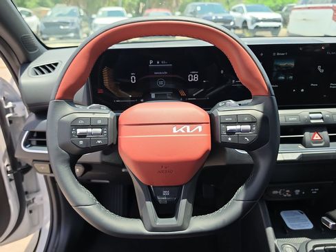 New 2026 Kia K4 GT-Line Turbo w/ GT-Line Sunroof Package FWD image 29