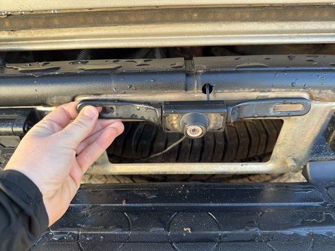 Used 2003 Chevrolet Silverado 2500 LS w/ Skid Plate Package image 9