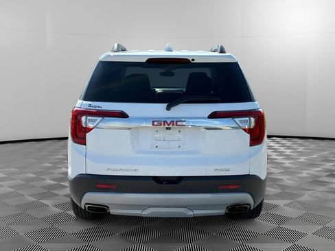 Used 2023 GMC Acadia SLT AWD/4WD image 4