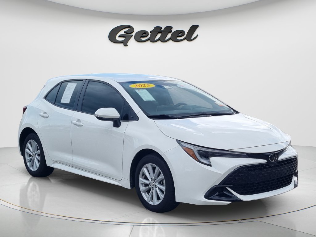 Used 2025 Toyota Corolla SE FWD image 4