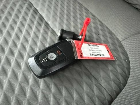 Used 2021 Ford Escape SE AWD/4WD image 29