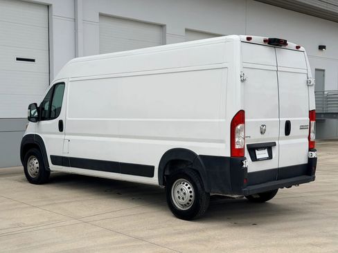 Used 2023 RAM ProMaster 2500 FWD image 3
