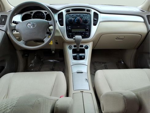 Used 2005 Toyota Highlander 2WD V6 image 13