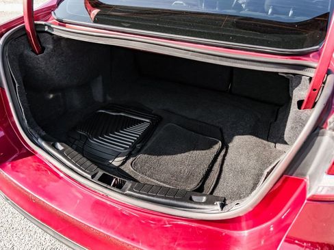 Used 2018 Ford Fusion SE w/ Fusion SE Technology Package image 48