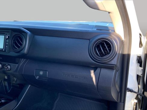 Used 2019 Toyota Tacoma SR w/ SR Convenience Package RWD image 19