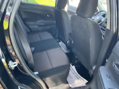 Used 2019 Mitsubishi Outlander Sport ES AWD/4WD image 18