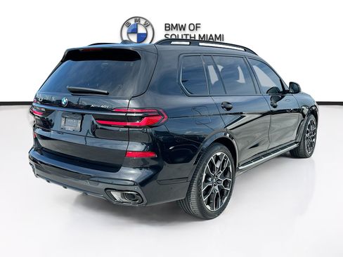 Used 2025 BMW X7 xDrive40i w/ M Sport Package AWD/4WD image 7