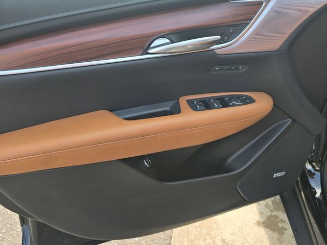 New 2026 Cadillac XT5 Premium Luxury w/ Driver Assist Package FWD image 23