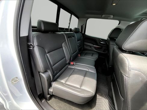 Used 2018 GMC Sierra 1500 SLT AWD/4WD image 26