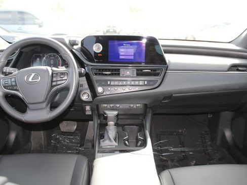 Certified 2024 Lexus ES 350 w/ Premium Package image 10