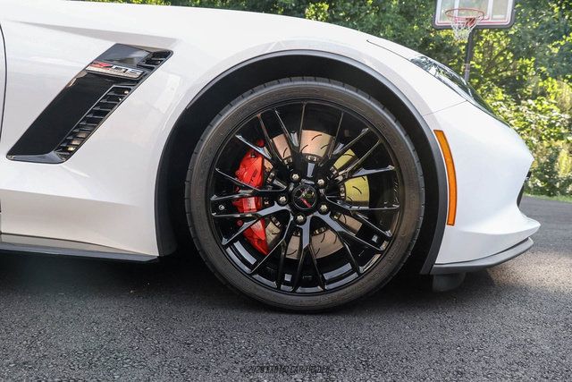 Used 2016 Chevrolet Corvette Z06 w/ 2LZ Preferred Equipment Group RWD image 91