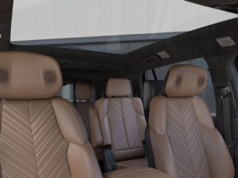 Used 2026 Cadillac Escalade IQ Sport 2 w/ LPO, ONYX Package image 25