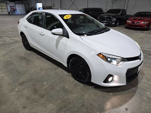 Used 2014 Toyota Corolla S image 18