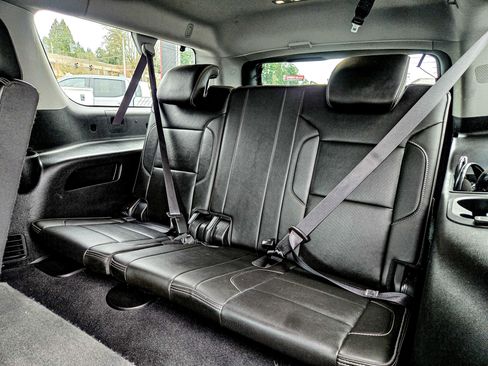 Used 2019 GMC Yukon XL Denali w/ Denali Ultimate Package image 13