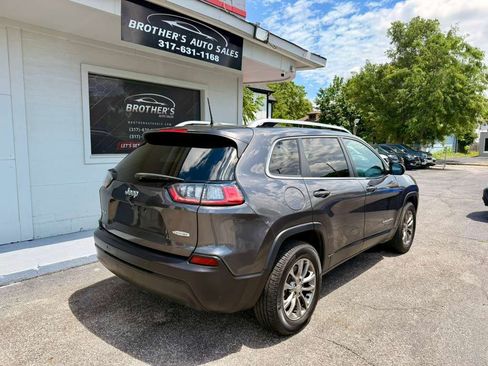 Used 2019 Jeep Cherokee Latitude Plus w/ Comfort/Convenience Group AWD/4WD image 18