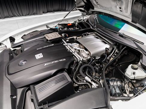 Used 2016 Mercedes-Benz AMG GT S image 39