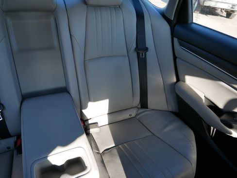 Used 2018 Honda Accord EX-L image 14