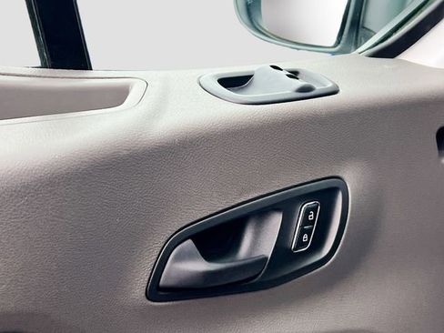 Used 2024 Ford Transit 350 XLT image 18