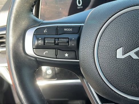 Used 2023 Kia Sportage SX image 14