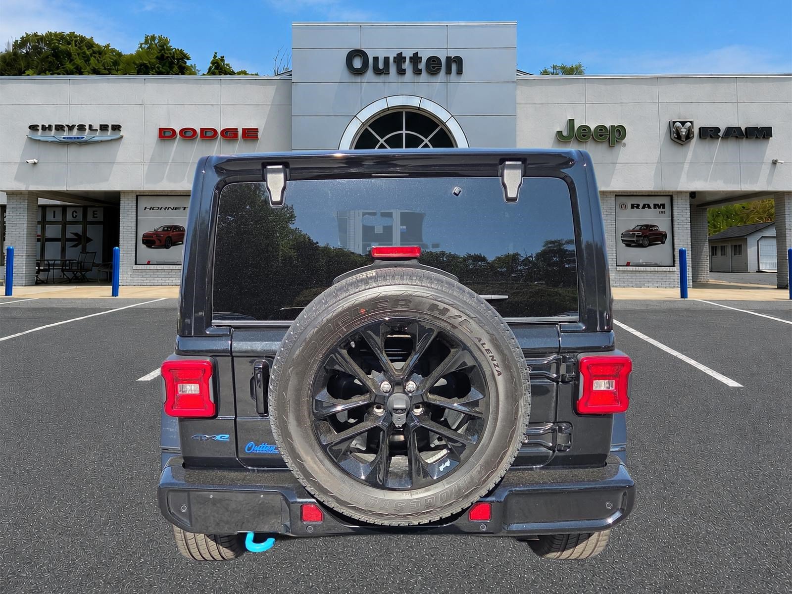 Certified 2021 Jeep Wrangler Unlimited Sahara AWD/4WD image 5