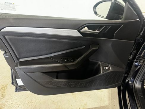Used 2025 Volkswagen Jetta Sport FWD image 16