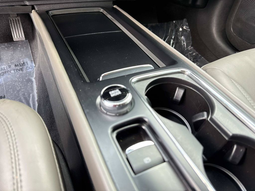 Used 2023 Lincoln Corsair FWD image 29