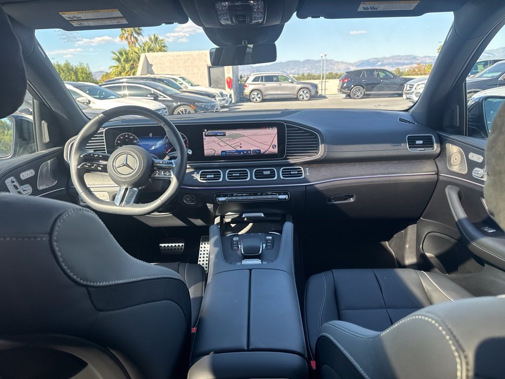 Used 2026 Mercedes-Benz GLS 450 4MATIC image 9