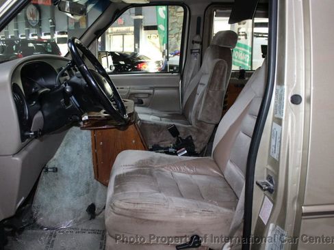 Used 2000 Ford E-150 and Econoline 150 E-150 Recreational image 13