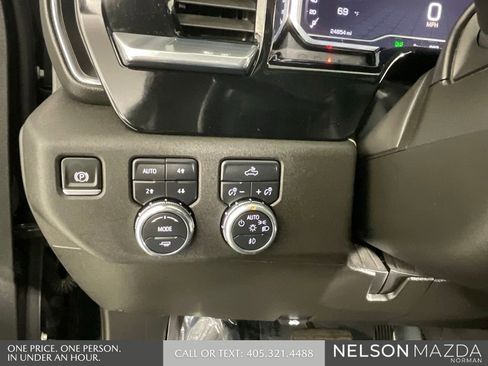 Used 2025 GMC Sierra 1500 Elevation AWD/4WD image 42