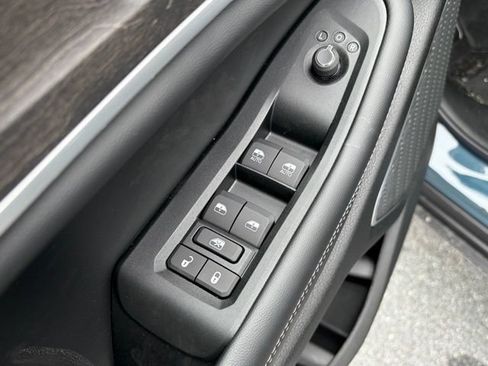New 2026 Jeep Grand Cherokee L Limited w/ Luxury Tech Group II AWD/4WD image 13