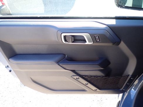 New 2025 Ford Bronco Big Bend w/ Black Diamond Package image 13