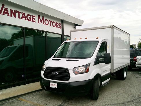 Used 2019 Ford Transit 350 156 DRW RWD image 1