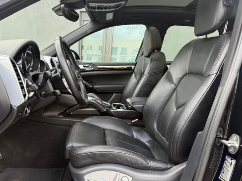 Used 2016 Porsche Cayenne S AWD/4WD image 16