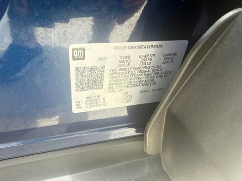 Used 2024 Chevrolet Trax LT w/ Driver Confidence Package FWD image 9
